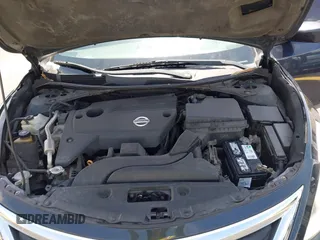 2013 Nissan Altima SL with VIN 1N4AL3AP9DC214665, listed as a IAAI auction lot 42671720 with 153,020 mi miles and . Bid and sale history available at DreamBid. Image 10.