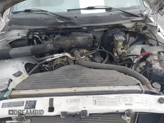 1996 Dodge 1500 z VIN 1B7HC16Y7TS692599, wystawiony jako IAAI lot #41897126 z przebiegiem 113 562 mil mil oraz . Historia ofert i sprzedaży dostępna na DreamBid. Obrazek 10.