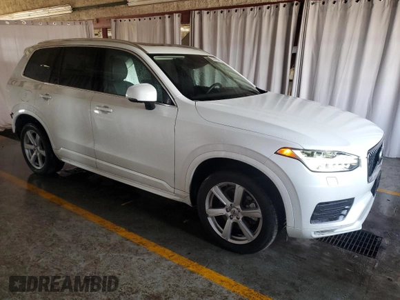 2022 Volvo XC90 Momentum with VIN YV4102PK4N1836707, listed as a Copart auction lot 49228025 with 33,754 mi miles and Clean Title. Bid and sale history available at carsss.com. Image 4.