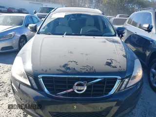 2012 Volvo XC60 3.2L with VIN YV4952DL8C2291037, listed as a IAAI auction lot 41683215 with 170,000 mi miles and . Bid and sale history available at DreamBid. Image 12.