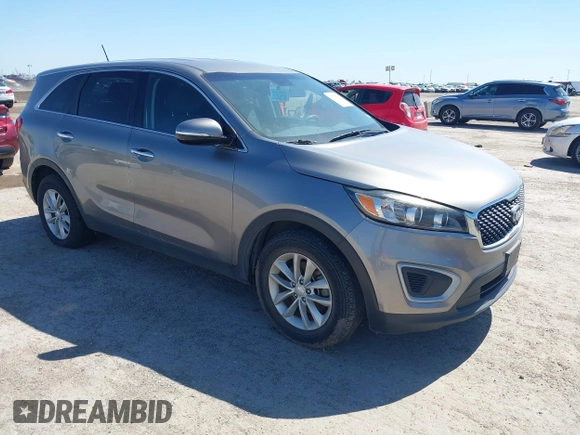 2018 Kia Sorento LX with VIN 5XYPG4A31JG407962, listed as a IAAI auction lot 41774715 with 155,338 mi miles. Bid and sale history available at carsss.com. Image 1.