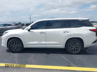 2024 Lexus TX 350 с VIN 5TDAAAA6XRS005002, выставлен на аукционе IAAI как лот 42246675 с пробегом 10 540 миль миль и . История ставок и продаж доступна на DreamBid. Изображение 14.