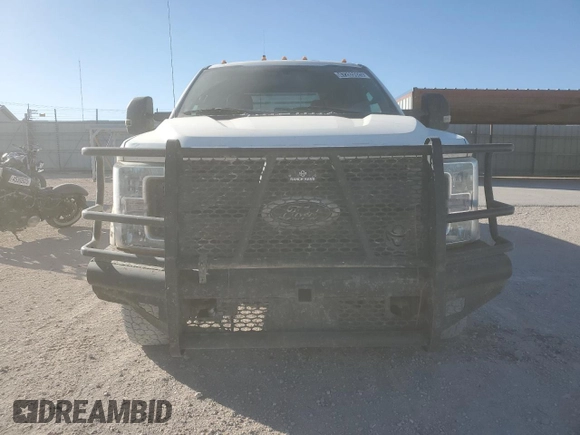 2019 Ford F-350 XL z VIN 1FT8W3DT6KEF79816, wystawiony jako Copart lot #47285925 z przebiegiem 177 503 mil mil oraz Tytuł czysty. Historia ofert i sprzedaży dostępna na DreamBid. Obrazek 5.