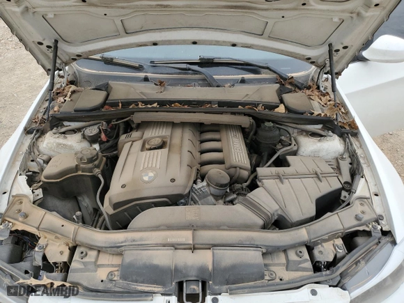 2011 BMW 3 Series 328i with VIN WBAPH7C5XBE677034, listed as a Copart auction lot 47585685 with 0 mi miles and Salvage Title. Bid and sale history available at carsss.com. Image 11.