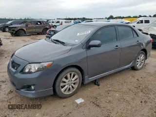 2010 Toyota Corolla z VIN 2T1BU4EEXAC475218, wystawiony jako Copart lot #60568465 z przebiegiem 140 080 mil mil oraz Szkoda całkowita • Salvage title. Historia ofert i sprzedaży dostępna na DreamBid. Obrazek 1.