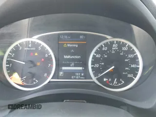 2019 Nissan Sentra S z VIN 3N1AB7AP5KY285776, wystawiony jako IAAI lot #41969976 z przebiegiem 87 187 mil mil oraz . Historia ofert i sprzedaży dostępna na DreamBid. Obrazek 7.