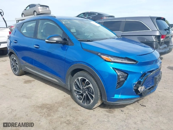 2022 Chevrolet Bolt EUV Premier with VIN 1G1FZ6S0XN4109848, listed as a IAAI auction lot 41825779 with 20,496 mi miles. Bid and sale history available at carsss.com. Image 1.