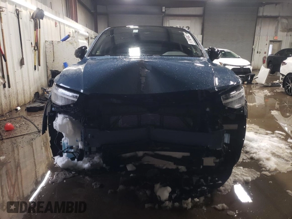 2023 Volvo C40 Plus с VIN YV4ED3GLXP2065364, выставлен на аукционе Copart как лот 38212714 с пробегом 6 017 миль миль и . История ставок и продаж доступна на DreamBid. Изображение 5.
