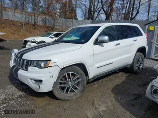 2017 Jeep Grand Cherokee Limited with VIN 1C4RJFBG0HC800325, listed as a IAAI auction lot 41694991 with 126,886 mi miles. Bid and sale history available at carsss.com. Image 18.