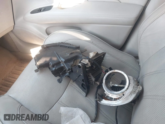 2015 Infiniti Q70 with VIN JN1BY1PP7FM601789, listed as a IAAI auction lot 41782519 with 140,158 mi miles and . Bid and sale history available at DreamBid. Image 12.