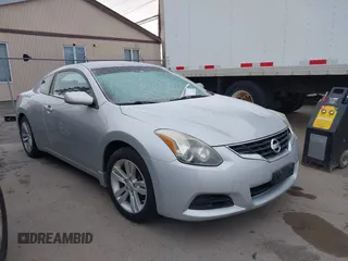2013 Nissan Altima S with VIN 1N4AL2EPXDC164394, listed as a IAAI auction lot 41894484 with 139,195 mi miles and . Bid and sale history available at DreamBid. Image 6.
