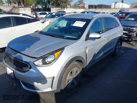 2019 Kia Niro LX with VIN KNDCB3LC1K5256409, listed as a IAAI auction lot 41741415 with 153,360 mi miles. Bid and sale history available at carsss.com. Image 2.