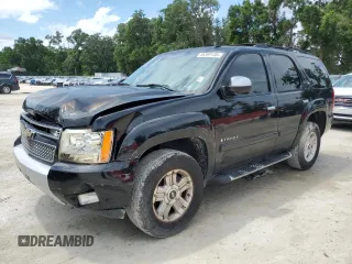 2008 Chevrolet Tahoe 3LT z VIN 1GNFK13098R130170, wystawiony jako Copart lot #56369135 z przebiegiem 311 243 mil mil oraz Szkody całkowita. Historia ofert i sprzedaży dostępna na DreamBid. Obrazek 1.