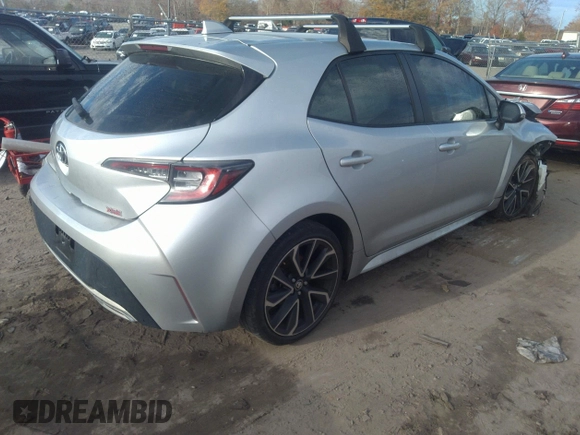 2019 Toyota Corolla Hatchback SE with VIN JTNK4RBE6K3066818, listed as a IAAI auction lot 35252428 with 43,229 mi miles. Bid and sale history available at carsss.com. Image 4.