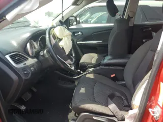 2019 Dodge Journey SE z VIN 3C4PDCBBXKT862280, wystawiony jako Copart lot #55080395 z przebiegiem 94 410 mil mil oraz Szkoda całkowita • Salvage title. Historia ofert i sprzedaży dostępna na DreamBid. Obrazek 7.