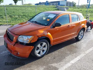2011 Dodge Caliber Mainstreet z VIN 1B3CB3HA5BD297950, wystawiony jako IAAI lot #42073342 z przebiegiem 155 421 mil mil oraz . Historia ofert i sprzedaży dostępna na DreamBid. Obrazek 18.