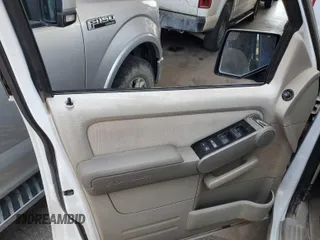 2006 Ford Explorer XLS z VIN 1FMEU62E26UB17291, wystawiony jako IAAI lot #42378335 z przebiegiem 158 911 mil mil oraz . Historia ofert i sprzedaży dostępna na DreamBid. Obrazek 7.