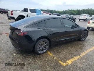 2019 Tesla Model 3 Mid Range z VIN 5YJ3E1EA5KF301714, wystawiony jako Copart lot #55273595 z przebiegiem Nie podano mil oraz Szkoda całkowita • Salvage title. Historia ofert i sprzedaży dostępna na DreamBid. Obrazek 3.