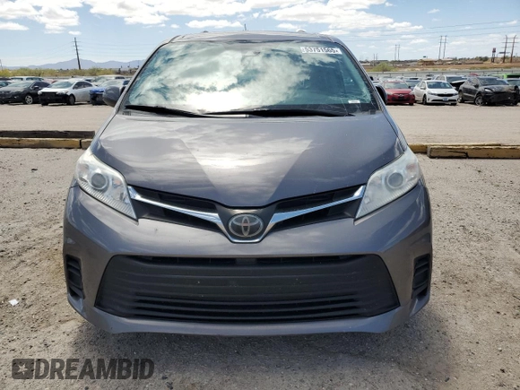 2018 Toyota Sienna LE Auto Access Seat with VIN 5TDKZ3DC3JS958245, listed as a Copart auction lot 53751565 with 91,101 mi miles and Salvage Title. Bid and sale history available at carsss.com. Image 5.