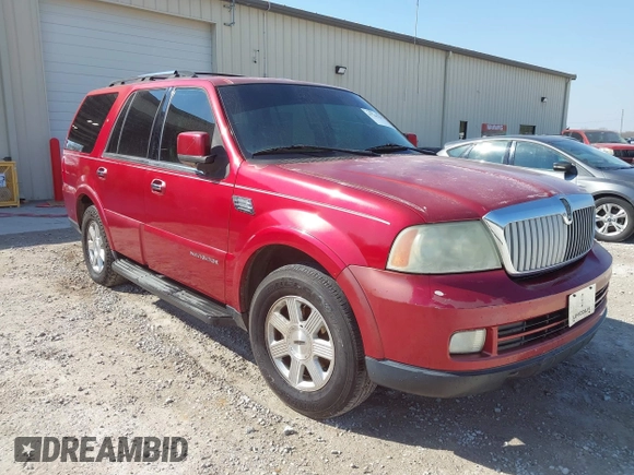 2005 Lincoln Navigator Luxury z VIN 5LMFU27535LJ22068, wystawiony jako IAAI lot #41766399 z przebiegiem 237 554 mil mil oraz . Historia ofert i sprzedaży dostępna na DreamBid. Obrazek 6.