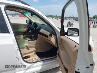 2007 BMW X3 3.0si with VIN WBXPC934X7WF05825, listed as a IAAI auction lot 42276039 with 156,617 mi miles and . Bid and sale history available at DreamBid. Image 5.