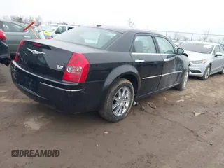 2010 Chrysler 300 Touring with VIN 2C3CK5CV5AH169539, listed as a IAAI auction lot 41560909 with 152,956 mi miles. Bid and sale history available at carsss.com. Image 4.