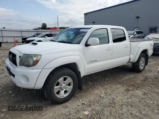 2011 Toyota Tacoma with VIN 3TMMU4FNXBM025066, listed as a Copart auction lot 63222705 with 200,320 mi miles and Clean title. Bid and sale history available at DreamBid. Image 1.