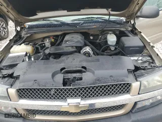 2004 Chevrolet Silverado 1500 LS with VIN 1GCEC14V94Z186793, listed as a Copart auction lot 83448234 with 176,573 mi miles and Clean Title. Bid and sale history available at carsss.com. Image 11.
