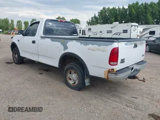 2000 Ford F-150 XL с VIN 1FTRF18W8YKB11836, выставлен на аукционе IAAI как лот 42728813 с пробегом Не указан миль и . История ставок и продаж доступна на DreamBid. Изображение 3.