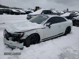 2018 Audi RS 5 z VIN WUAPWAF53JA902100, wystawiony jako Copart lot #45120285 z przebiegiem 39 423 mil mil oraz Szkody całkowita. Historia ofert i sprzedaży dostępna na DreamBid. Obrazek 1.