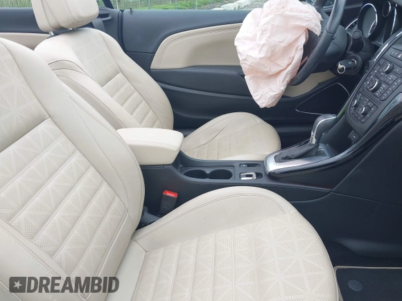2016 Buick Cascada Premium с VIN W04WT3N51GG098491, выставлен на аукционе IAAI как лот 42296392 с пробегом 56 321 миль миль и . История ставок и продаж доступна на DreamBid. Изображение 5.