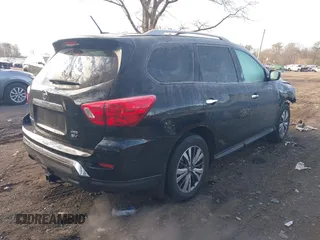 2018 Nissan Pathfinder SV z VIN 5N1DR2MM4JC638201, wystawiony jako IAAI lot #41146126 z przebiegiem 68 155 mil mil oraz . Historia ofert i sprzedaży dostępna na DreamBid. Obrazek 4.