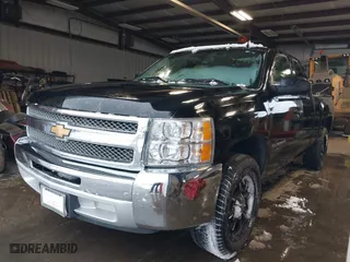 2013 Chevrolet Silverado 1500 LT with VIN 1GCRCSEA9DZ355598, listed as a IAAI auction lot 41297558 with 121,577 mi miles. Bid and sale history available at carsss.com. Image 17.