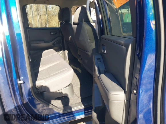 2022 Nissan Frontier SV z VIN 1N6ED1EJ6NN641551, wystawiony jako IAAI lot #41395093 z przebiegiem 61 796 mil mil oraz . Historia ofert i sprzedaży dostępna na DreamBid. Obrazek 8.