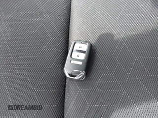 2015 Honda Fit EX-L with VIN 3HGGK5H81FM771171, listed as a IAAI auction lot 42129011 with 132,255 mi miles and . Bid and sale history available at DreamBid. Image 11.