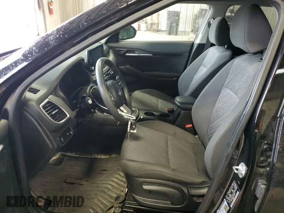 2021 Kia Seltos LX with VIN KNDEPCAA0M7144901, listed as a Copart auction lot 57679045 with 100,685 mi miles and Salvage title. Bid and sale history available at DreamBid. Image 7.