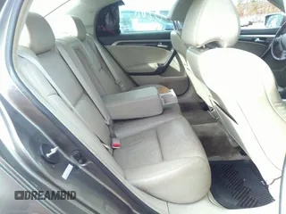 2007 Acura TL with VIN 19UUA66237A047393, listed as a IAAI auction lot 38734178 with 999,999 mi miles. Bid and sale history available at carsss.com. Image 8.