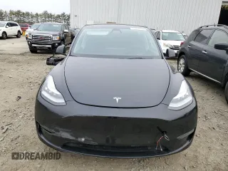 2020 Tesla Model Y Long Range with VIN 5YJYGDEE0LF045391, listed as a Copart auction lot 45642765 with 53,964 mi miles and Salvage Title. Bid and sale history available at DreamBid. Image 5.