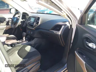 2018 Jeep Cherokee Latitude Tech Connect with VIN 1C4PJMCB7JD501896, listed as a IAAI auction lot 41872851 with 99,165 mi miles. Bid and sale history available at carsss.com. Image 5.
