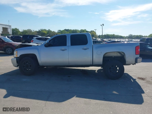 2012 Chevrolet Silverado 1500 LT with VIN 3GCPCSE00CG280478, listed as a IAAI auction lot 41894193 with 216,284 mi miles. Bid and sale history available at carsss.com. Image 15.