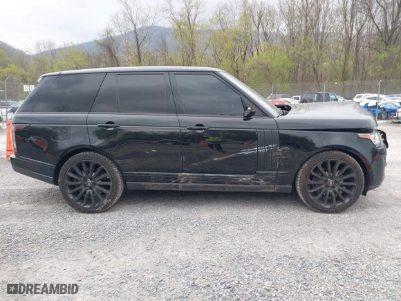 2014 Land Rover Range Rover Supercharged with VIN SALGS2TF3EA159139, listed as a IAAI auction lot 42003850 with 111,322 mi miles. Bid and sale history available at carsss.com. Image 13.