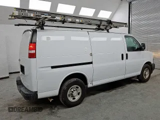 2020 Chevrolet Express Cargo with VIN 1GCWGAFG5L1277807, listed as a Copart auction lot 62069415 with 186,206 mi miles and Clean title. Bid and sale history available at DreamBid. Image 3.