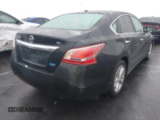 2013 Nissan Altima SV with VIN 1N4AL3AP2DN541025, listed as a IAAI auction lot 41501799 with 106,971 mi miles and . Bid and sale history available at carsss.com. Image 4.
