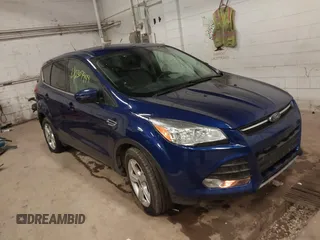 2016 Ford Escape SE z VIN 1FMCU9GX5GUA67541, wystawiony jako IAAI lot #42307944 z przebiegiem 276 938 mil mil oraz . Historia ofert i sprzedaży dostępna na DreamBid. Obrazek 1.