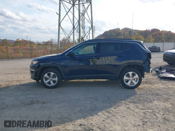 2019 Jeep Compass Latitude with VIN 3C4NJDBB0KT818133, listed as a IAAI auction lot 40736830 with 37,714 mi miles. Bid and sale history available at carsss.com. Image 15.