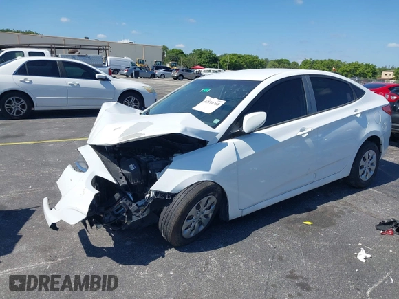 2017 Hyundai Accent SE z VIN KMHCT4AE7HU222363, wystawiony jako IAAI lot #42310268 z przebiegiem 122 940 mil mil oraz . Historia ofert i sprzedaży dostępna na DreamBid. Obrazek 2.