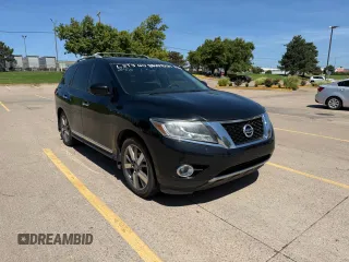 2015 Nissan Pathfinder S with VIN 5N1AR2MN8FC710570, listed as a Copart auction lot 65832025 with 163,575 mi miles and Clean title. Bid and sale history available at DreamBid. Image 1.