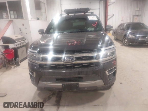 2024 Ford Expedition Max Limited z VIN 1FMJK2A87REA19915, wystawiony jako IAAI lot #41631282 z przebiegiem 37 606 mil mil oraz . Historia ofert i sprzedaży dostępna na DreamBid. Obrazek 12.