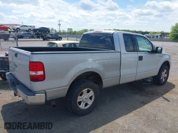 2004 Ford F-150 XLT with VIN 1FTPX14564NA31929, listed as a IAAI auction lot 42082609 with 435,603 mi miles and . Bid and sale history available at DreamBid. Image 4.