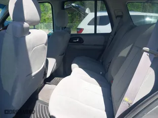 2005 Chevrolet TrailBlazer LS with VIN 1GNDS13S152161295, listed as a IAAI auction lot 42049285 with 188,208 mi miles. Bid and sale history available at carsss.com. Image 8.